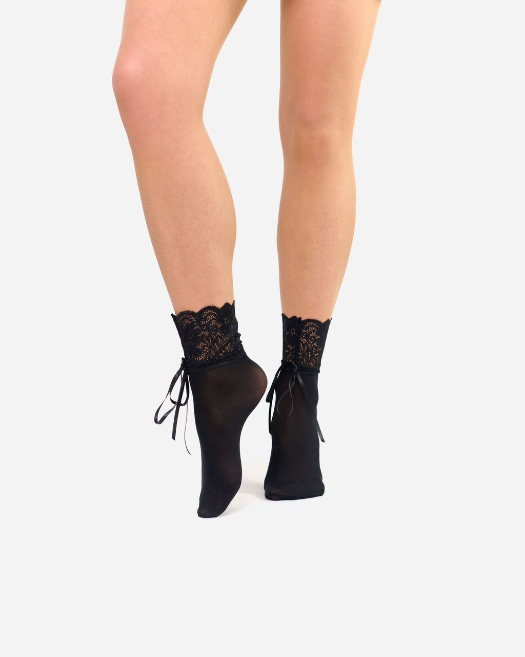 Tease Lace Socks